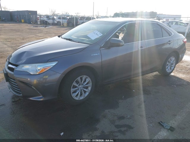 4T1BD1FK8HU215797 Toyota Camry Hybrid Le