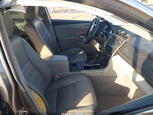 4T1BD1FK8HU215797 Toyota Camry Hybrid Le