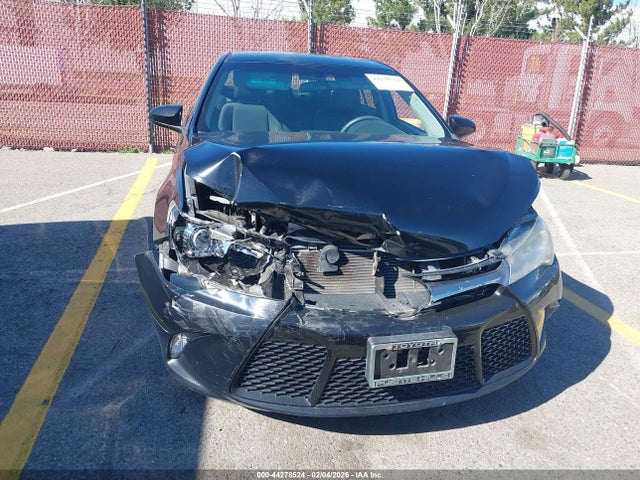 4T1BF1FKXHU398579 Toyota CAMRY SE
