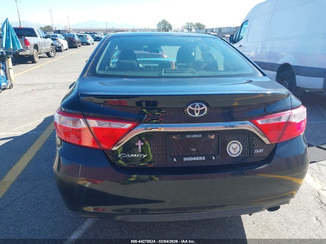 4T1BF1FKXHU398579 Toyota CAMRY SE