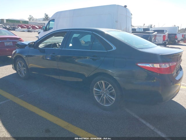 4T1BF1FKXHU398579 Toyota CAMRY SE