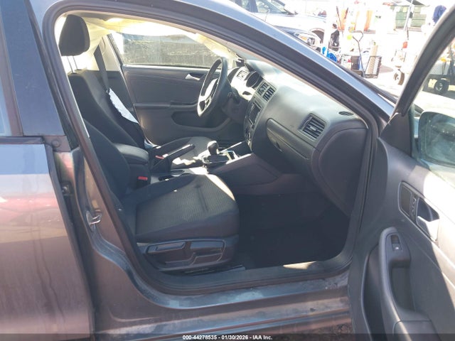 3VW2K7AJ9FM230612 Volkswagen Jetta 2.0l S