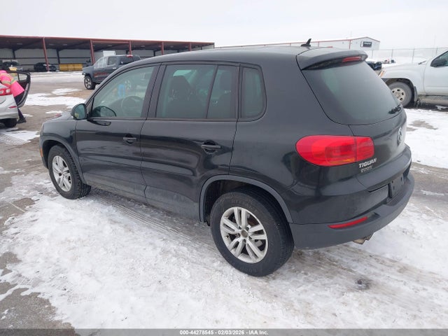 2013 VOLKSWAGEN TIGUAN WVGAV7AX6DW511835 Photo 2