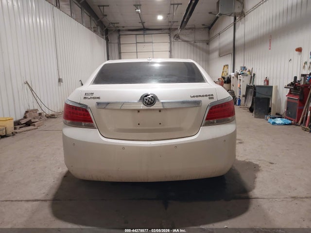 44278577 :رقم المزاد ، 1G4GC5GD4BF321823 vin ، 2011 Buick Lacrosse Cxl مزاد بيع
