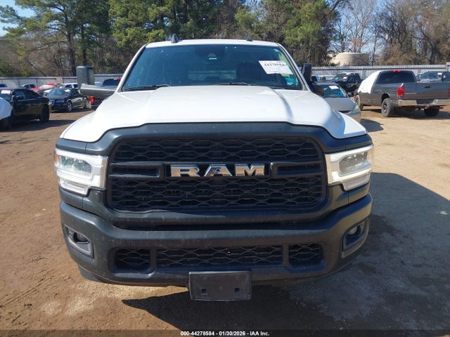 3C6UR4HJ7KG564939 RAM 2500 Tradesman 4x2 8&#039; Box