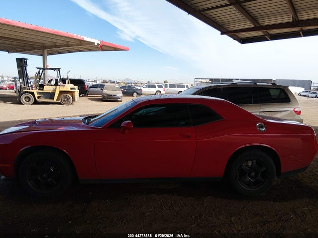 2015 Dodge Challenger Sxt მანქანა იყიდება აუქციონზე, vin: 2C3CDZAG0FH775568, აუქციონის ნომერი: 44278586