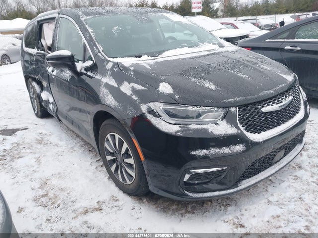 2022 CHRYSLER PACIFICA HYBRID 2C4RC1L75NR121648