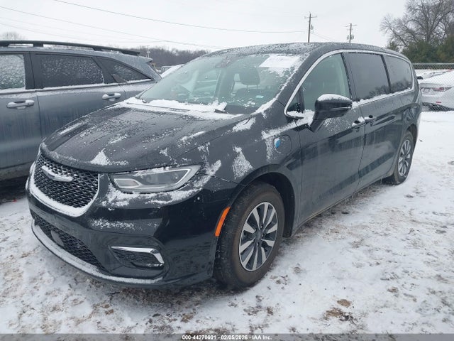 Aukcja sprzedaży 2022 Chrysler Pacifica Hybrid Touring L, vin: 2C4RC1L75NR121648, numer aukcji: 44278601