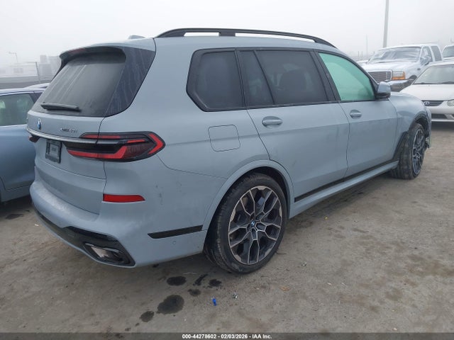 2024 BMW X7 5UX23EM01R9V34574 Photo 3