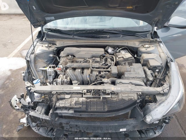 KMHLM4AG8NU218929 Hyundai ELANTRA SEL