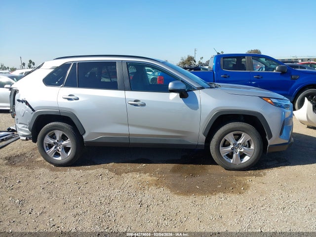 2T3W1RFV7SW389796 Toyota Rav4 Xle