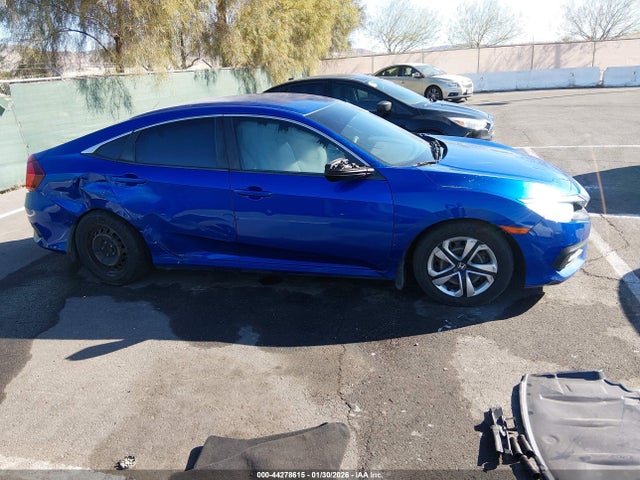 Honda Civic Lx 2018 2HGFC2F50JH580171 Image 13