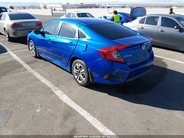 Honda Civic Lx 2018 2HGFC2F50JH580171 Image 3