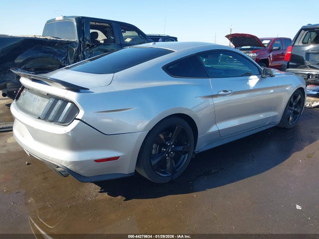Ford Mustang Ecoboost 2015 1FA6P8TH4F5434803 Image 4