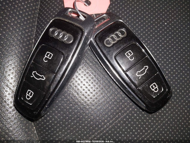 2019 AUDI Q8 WA1BVAF10KD022361 Photo 10