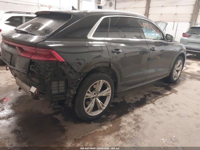 2019 AUDI Q8 WA1BVAF10KD022361 Photo 3