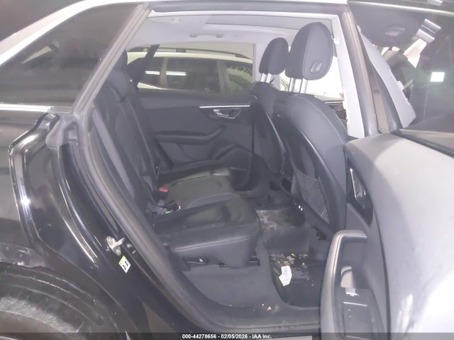2019 AUDI Q8 WA1BVAF10KD022361 Photo 7