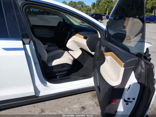 5YJXCAE25JF109479 Tesla Model X 100d/75d/p100d