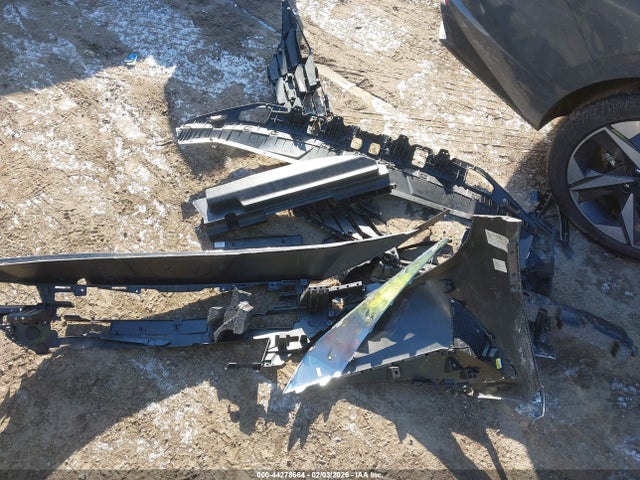 KMHLP4AG3PU575476 Hyundai Elantra Limited
