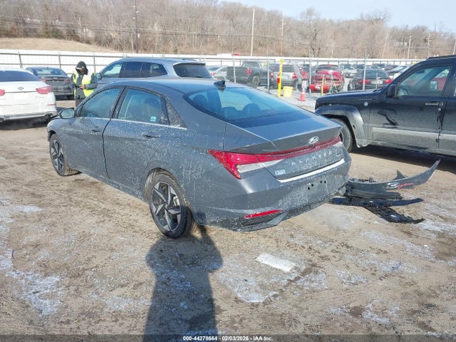 KMHLP4AG3PU575476 Hyundai Elantra Limited