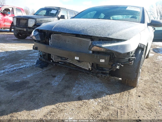 KMHLP4AG3PU575476 Hyundai Elantra Limited