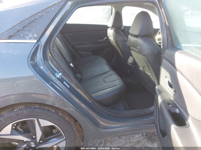 KMHLP4AG3PU575476 Hyundai Elantra Limited