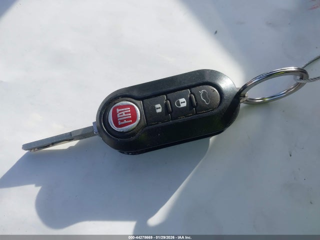 2013 FIAT 500C 3C3CFFDR2DT742839 Photo 10