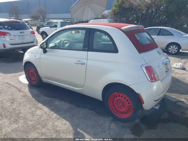 2013 FIAT 500C 3C3CFFDR2DT742839 Photo 2