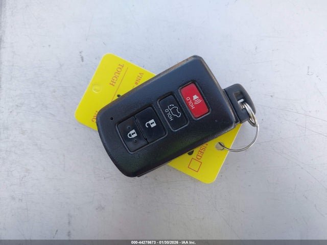 2T3WFREV5JW478882 Toyota Rav4 Xle
