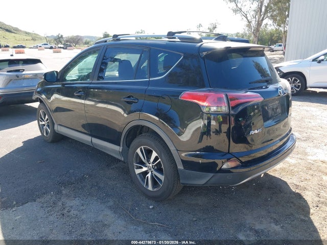 2T3WFREV5JW478882 Toyota Rav4 Xle