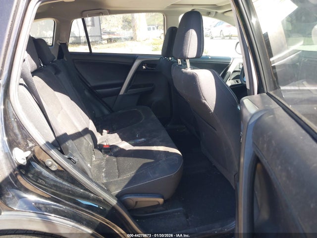 2T3WFREV5JW478882 Toyota Rav4 Xle