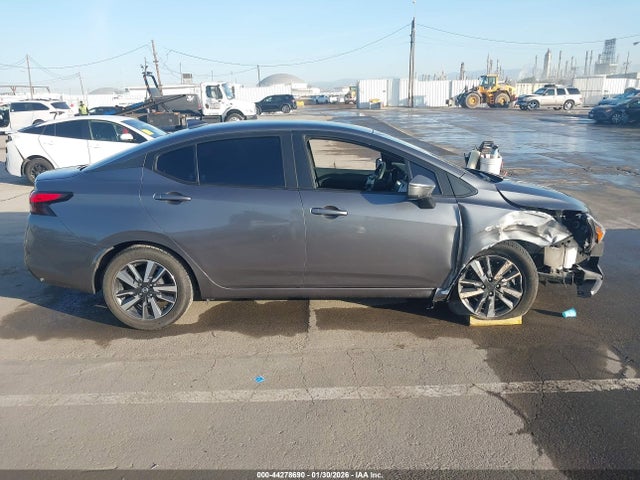 Nissan VERSA SV 2021 3N1CN8EVXML853955 Image 13