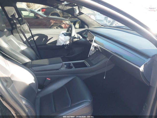 2021 TESLA MODEL Y 5YJYGDEF8MF195081 Photo 4