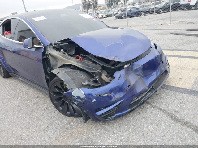 2021 TESLA MODEL Y 5YJYGDEF8MF195081 Photo 5