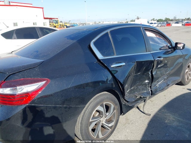 1HGCR2F3XGA089890 Honda ACCORD LX