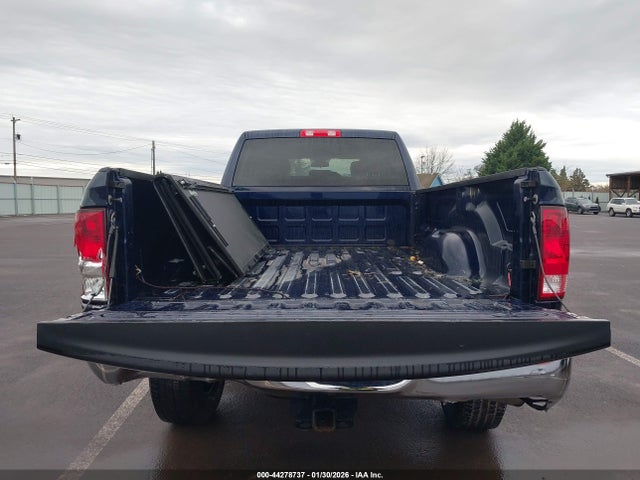 3C6UR5HJ2JG399161 RAM 2500 Tradesman 4x4 8&#039; Box