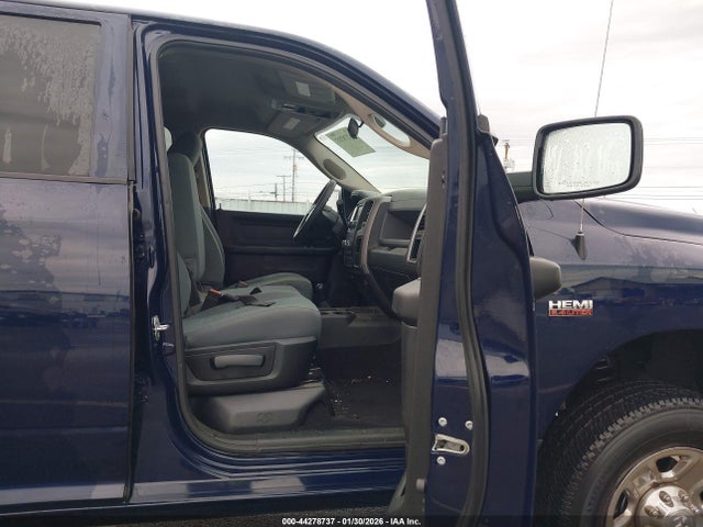 3C6UR5HJ2JG399161 RAM 2500 Tradesman 4x4 8&#039; Box