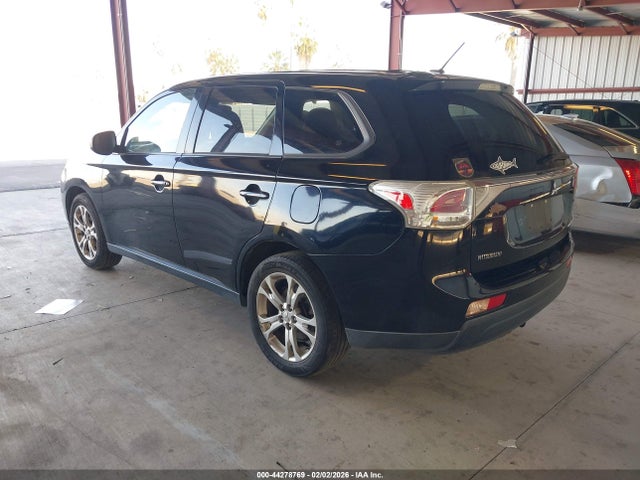 2014 MITSUBISHI OUTLANDER JA4AD3A32EZ009363 Photo 2