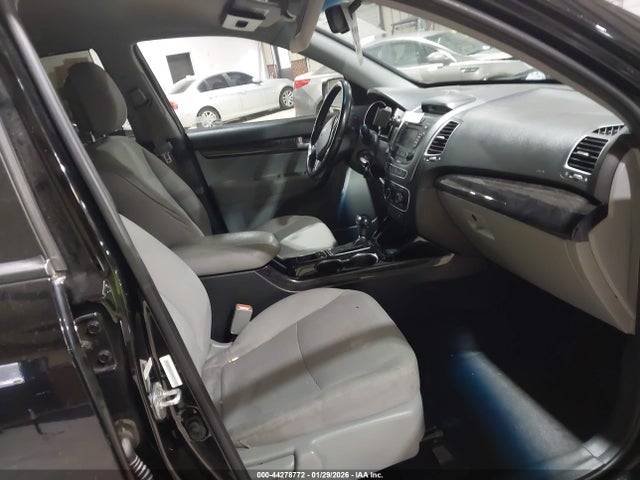 2015 KIA SORENTO 5XYKT4A61FG577018 Photo 4