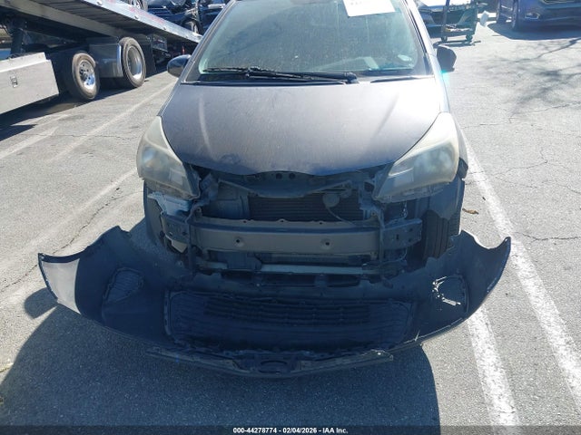 VNKKTUD3XGA057359 Toyota YARIS LE