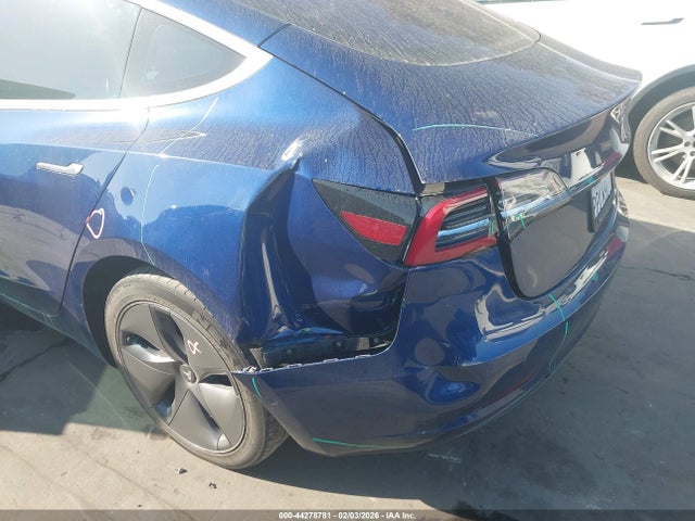2018 TESLA MODEL 3 5YJ3E1EA5JF007356 Photo 5