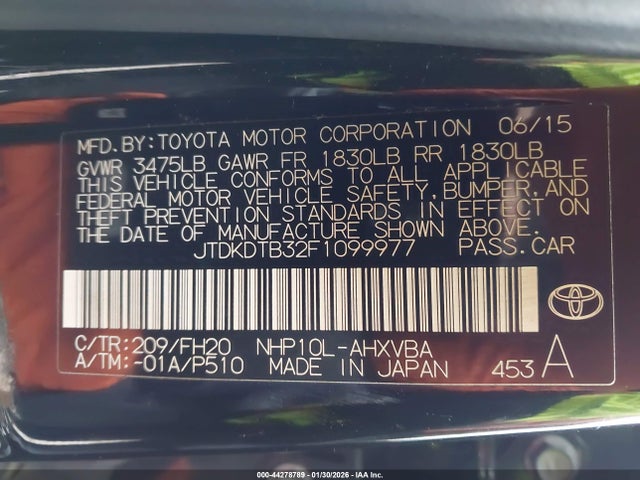 JTDKDTB32F1099977 Toyota Prius C One