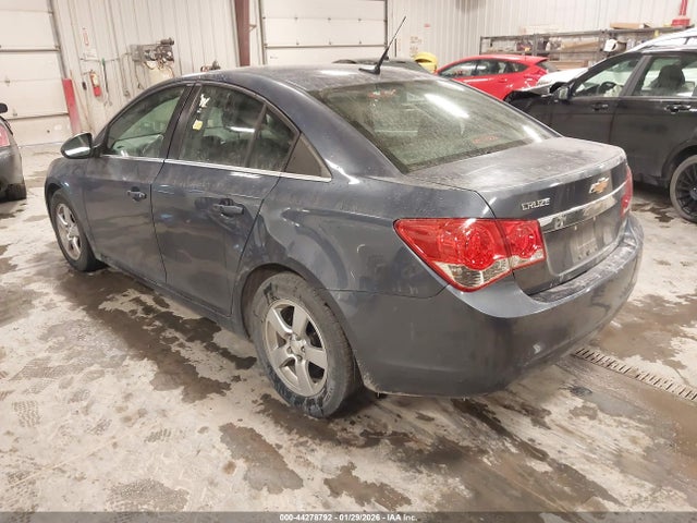2014 CHEVROLET CRUZE 1G1PC5SBXE7419286 Photo 2