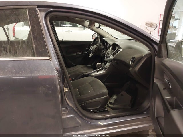 2014 CHEVROLET CRUZE 1G1PC5SBXE7419286 Photo 4