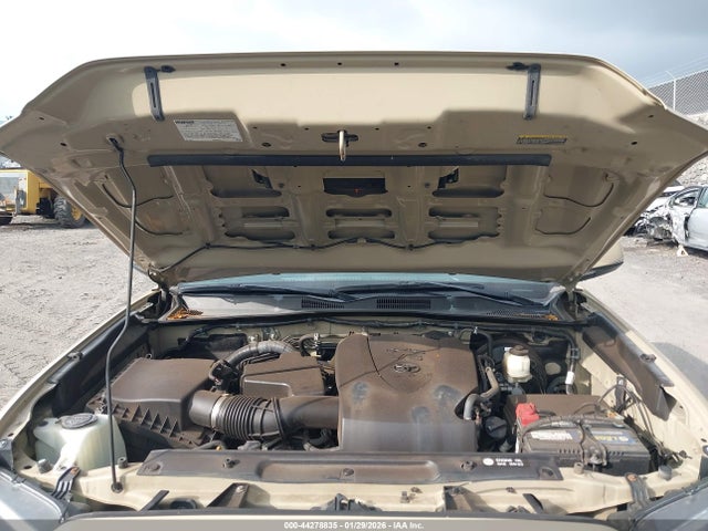3TMCZ5AN0GM025644 Toyota Tacoma Trd Off Road/trd Sport