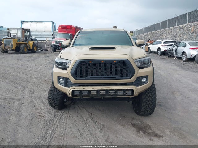 3TMCZ5AN0GM025644 Toyota Tacoma Trd Off Road/trd Sport