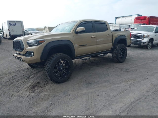 Aukcja sprzedaży 2016 Toyota Tacoma Trd Off Road/trd Sport, vin: 3TMCZ5AN0GM025644, numer aukcji: 44278835