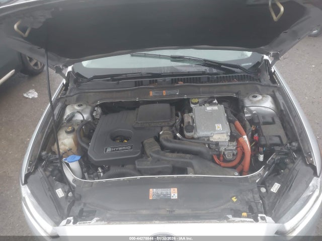 3FA6P0LUXFR170644 Ford Fusion Hybrid Se