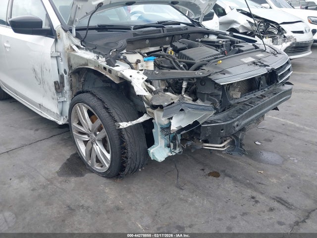 3VW267AJ9GM248730 Volkswagen Jetta 1.4t S