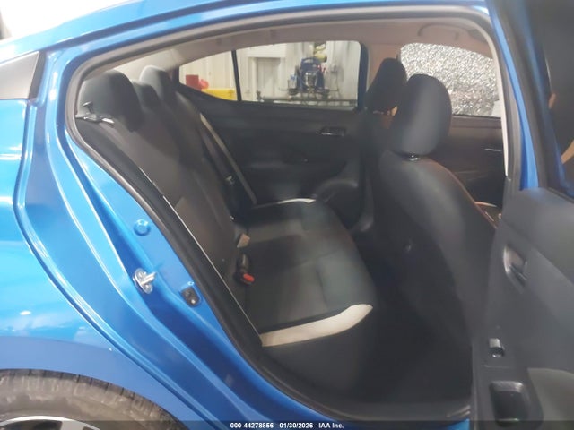 3N1CN8EV2ML851570 Nissan Versa Sv Xtronic Cvt